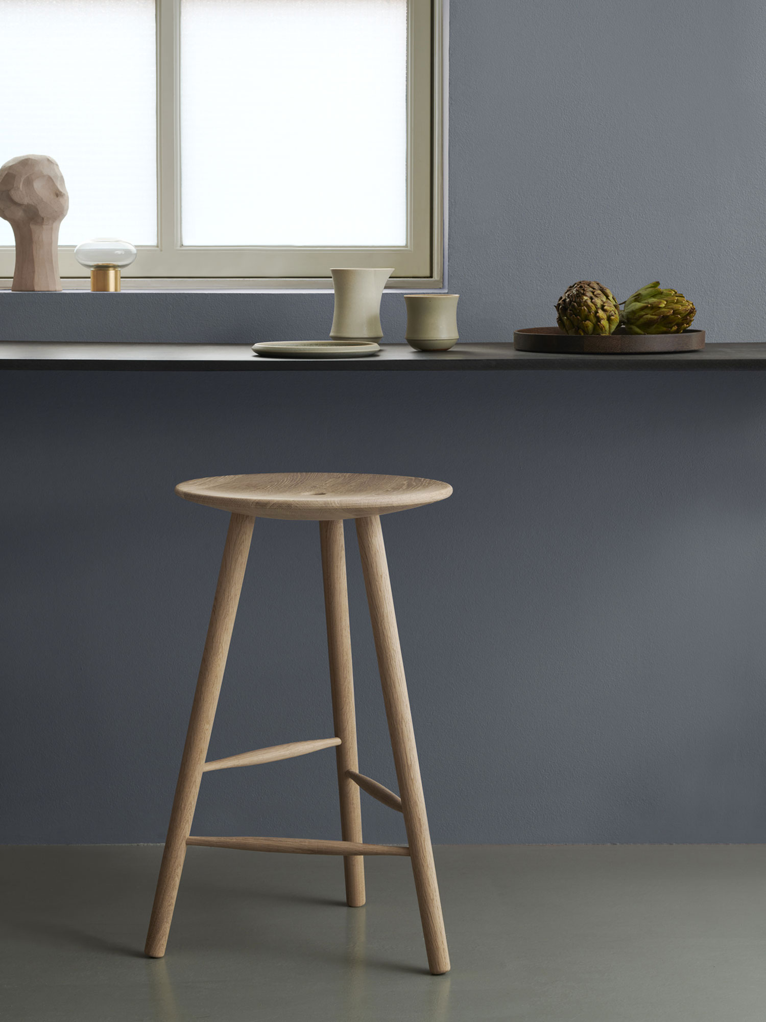 Design-Barhocker DiVolo aus Holz ohne Lehne von applicata