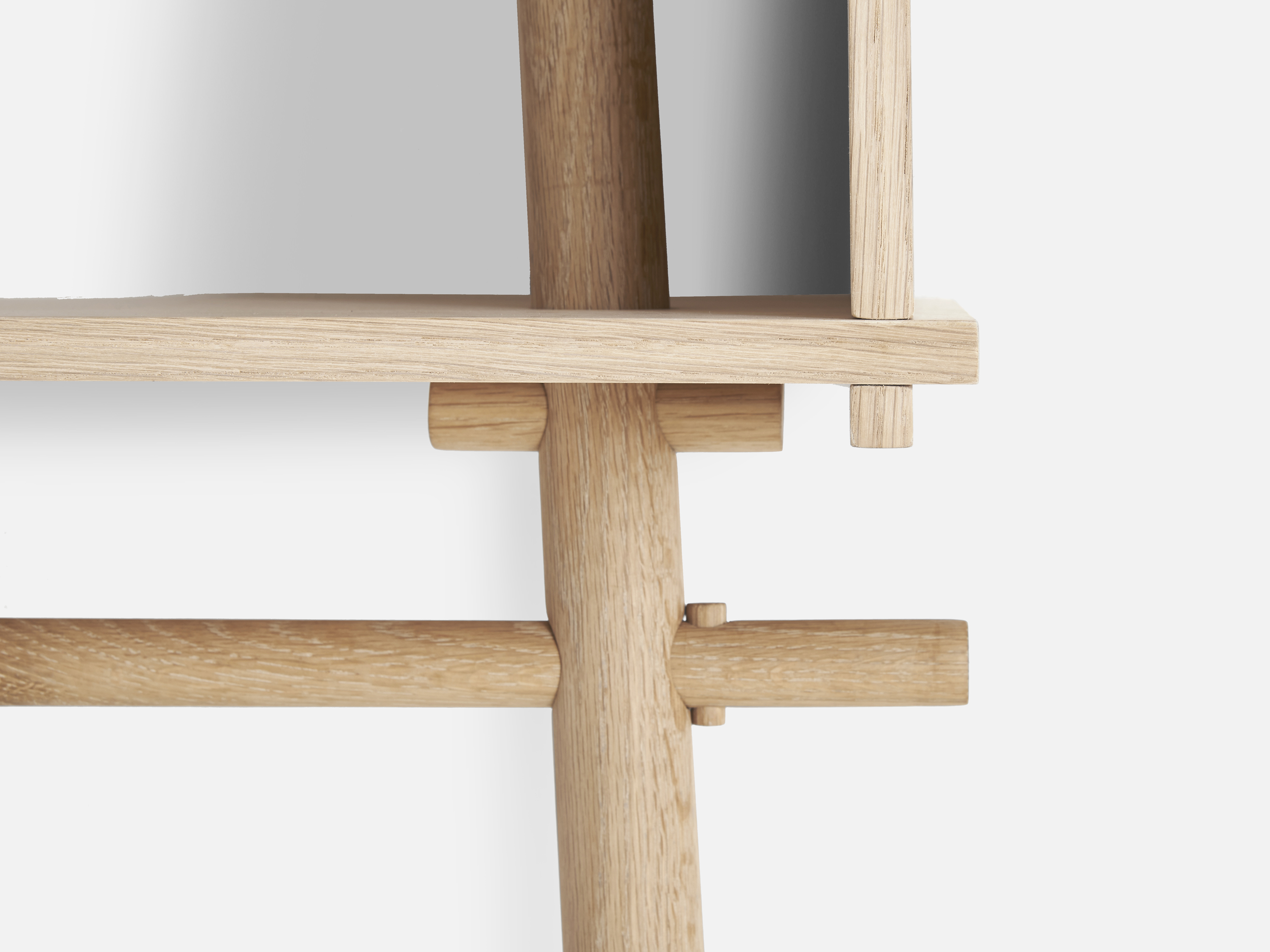 Design Kleiderständer TÖJBOX von WOUD | HolzDesignPur