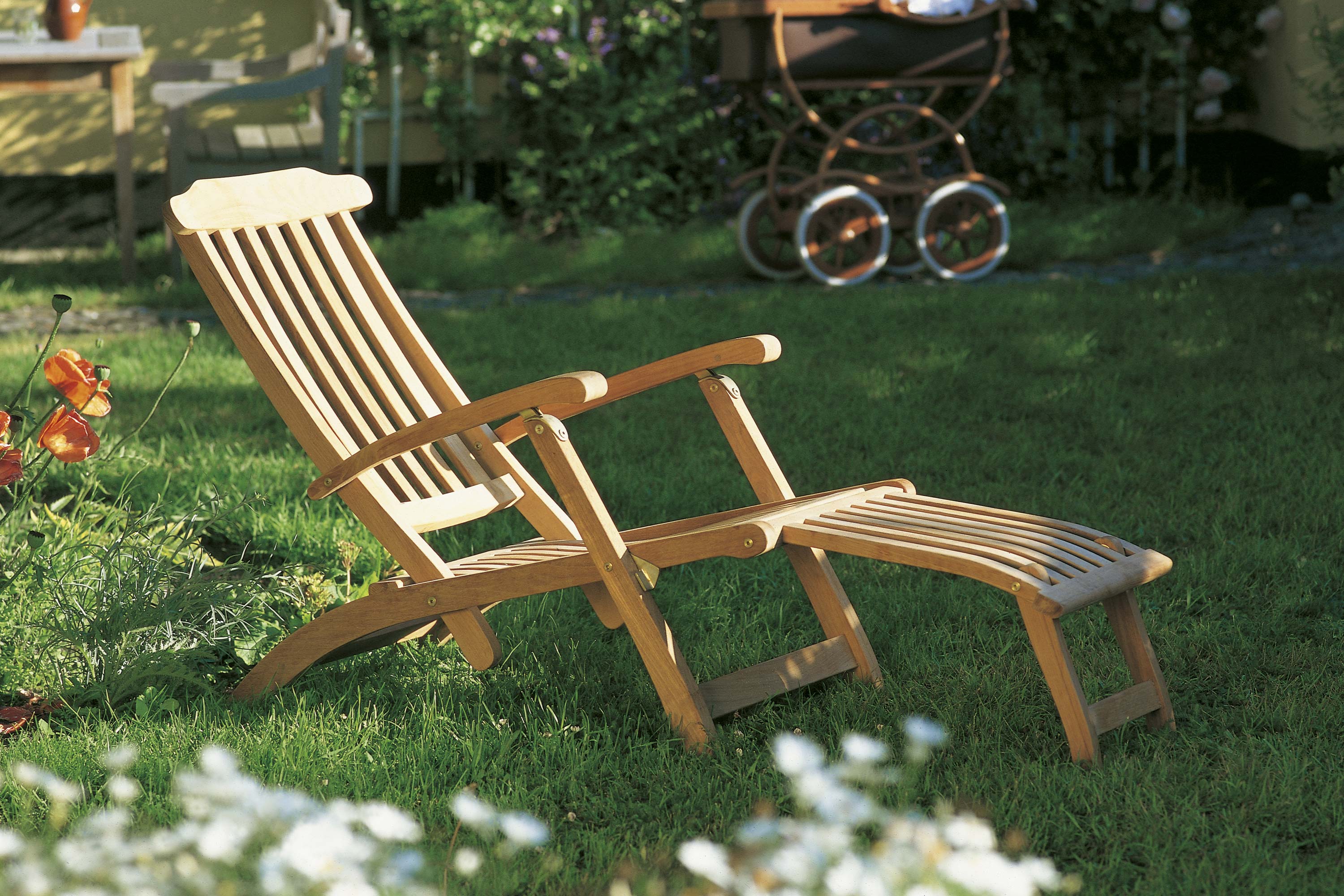 Garten Liegestuhl STEAMER DECK CHAIR von Skagerak I HolzDesignPur
