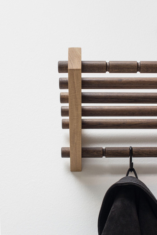 Garderobe mit Hutablage MOODRACK von Roon & Rahn | HolzDesignPur