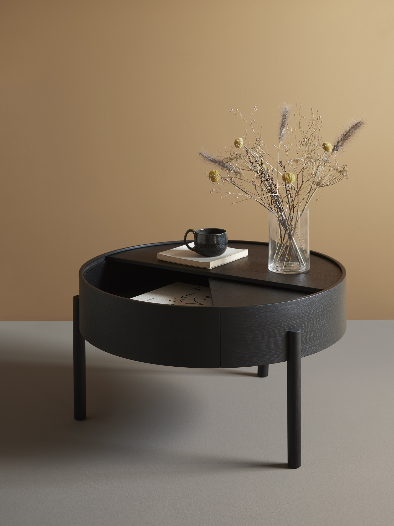Couchtisch mit Stauraum ARC COFFEE TABLE von WOUD | HolzDesignPur