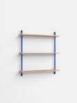 Moebe WALL SHELVING - Wandregal aus Eichenholz mit Metall in blau