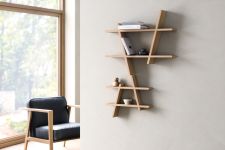 Modernes Wandregal aus Holz in Eiche A-SHELF von Andersen Furniture