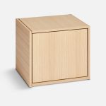 Holzregal Würfel in Eiche furniert - Das Bricks Cube von Woud