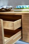 Schubladen des Sideboards aus Eiche Massiv - DWELLER von Jan Kurtz