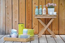 Tablett aus Holz für Garten und Terrasse von Jan Kurtz - MANDIRI