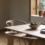 Dänischer Esstisch 200 x 90 cm aus Holz in Eiche IN BETWEEN SK5 von &tradition