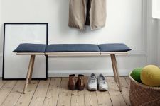 Klare Linien, natürliche Materialien und eine hochwertige Verarbeitung kennzeichnen die Designer Sitzbank GEORG von Skagerak  Georg Bench - 120 cm lange Design-Sitzbank aus Eiche von Skagerak