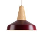 Design Pendelleuchte EIKON CIRCUS von Schneid in der Holzart Esche mit burgundfarbenem Lampenschirm Pendelleuchte Burgund mit Eschenholz und Kabel in creme von Schneid - EIKON CIRCUS