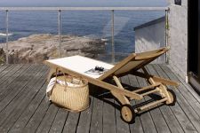 Sonnenliege aus Teak in weiß oder schwarz - COLUMBUS SUNBED von Skagerak