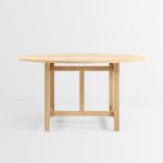 Moebe ROUND DINING TABLE - Esstisch aus Eiche rund