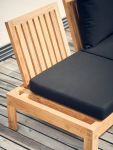 Die Rückenlehnen und Seitenelemente können nach Belieben versetzt angebracht oder gänzlich abgenommen werden Loungesofa Outdoor Lounge aus Teak - KORFU LOUNGE von Jan Kurtz