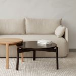 PASSAGE LOUNGE TABLE Audo Copenhagen - runder Wohnzimmertisch aus Holz 