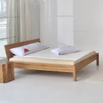 Das Massivholz-Bett CARA von vitamin design in der Variante Eiche geölt CARA von vitamin design Bett Massivholz in Eiche geölt