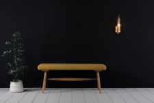 Stilvolle Wandleuchte WHEAL WALL LIGHT aus Holz und Messing mit Wandanschluss von Tom Raffield Wandleuchte aus Holz und Messing von Tom Raffield - WHEAL WALL LIGHT