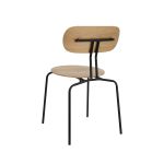Stapelstuhl aus Holz in Eiche und schwarzem Stahl CURIOUS von UMAGE