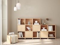 Holzregal Würfel zum Stellen - Das Bricks Cube von Woud