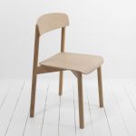 PROFILE CHAIR von STATTMANN Neue Möbel - Stapelstuhl in Eiche natur