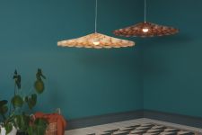 Stilvolle Pendelleuchte ARAME aus Holzfurnier wahlweise in Esche oder Walnuss ARAME von Tom Raffield - Pendelleuchte aus Holzfurnier