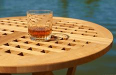 Detailansicht - Runder Gartentisch LILLY von Traditional Teak Detail - Runder Gartentisch LILLY von Traditional Teak