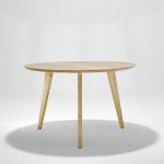 FINN von Sixay - runder Esstisch aus Massivholz