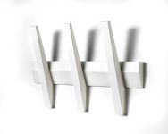 Hakenleiste Holz in weiß lackiert TANGENT 3 von Hoigaard