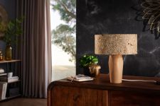 Moderne Tischleuchte mit Holzfuß und Schirm - PURA von LeuchtNatur