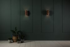 Tom Raffield NEAP WALL LIGHT elegante Wandleuchte aus Holz in Walnuss