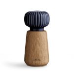 kleine Gewürzmühle aus Holz und Keramik in Indigo - HAMMERSHØI von Kähler Design