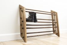 MOODSTAND von Roon & Rahn - Designer Schuhregal aus Holz
