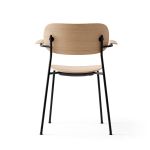 Designer Stuhl mit Armlehne in Eiche natur Co Dining Chair von Audo Copenhagen