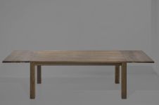 Esstisch Massivholz in Nussbaum geölt FORTE von vitamin design 