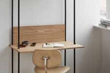 Offenes Regal mit Schreibtisch SHELVING SYSTEM aus Holz und Metall fürs Home Office von Moebe Offenes Regal mit Schreibtisch aus Holz und Metall fürs Home Office - SHELVING SYSTEM von Moebe