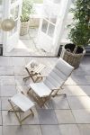 Der DECK CHAIR BM5568 aus FSC-zertifiziertem Teakholz im dänischen Design von Carl Hansen & Søn macht auch im Wintergarten eine gute Figur  Dänisches Design Deck Chair aus Teakholz - BM5568 von Carl Hansen & Søn