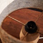 Tischleuchte mit Holzfuß in Almheu PURA von LeuchtNatur