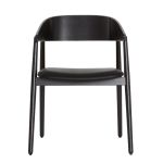 Gepolsterter Designer Esszimmerstuhl AC2 von Andersen Furniture in Eiche, schwarz lackiert mit schwarzem Lederbezug Designer Esszimmerstuhl Eiche schwarz und Lederbezug AC2 von Andersen Furniture