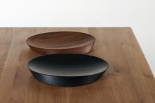 Runde Schale oder Tablett ORBITA aus Holz von Insan Runde Schale oder Tablett aus Holz - ORBITA BOWL von Insan