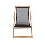 Das Teakholz, aus dem der Deckchair NIZZA gefertigt ist, verleiht dem Liegestuhl einen hohe Stabilität und Resistenz gegen Schädlinge Deckchair aus Teakholz mit Bezug in schwarz - NIZZA von Jan Kurtz