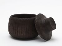 Verschließbare Vorratsdose BLOOM aus Holz in Esche, dunkel gebeizt von shibui Vorratsdose aus Holz mit Deckel in Esche - BLOOM von shibui