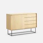 VIRKA HIGH von WOUD - Designer Sideboard mit Schiebetür aus Holz
