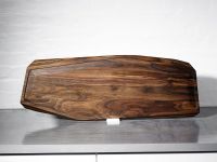 Stilvolles Schneidebrett CARVING BOARD mit Saftrille aus Walsnussholz  Noyer - CARVING BOARD Schneidebrett aus Walnuss mit Saftrille