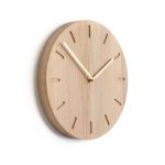 Dänische Design Wanduhr aus Eiche mit Zeigern aus Messing Design Wanduhr aus Holz mit Zeiger aus Messing - WATCH:OUT von applicata