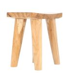 Jeder Beistelltisch ELEPHANT aus massivem Teakholz von Jan Kurtz ist ein echtes Unikat und weist gewollt Risse, Löcher und Unebenheiten auf Jan Kurtz - ELEPHANT eckig Beistelltisch und Hocker aus massivem Teakholz