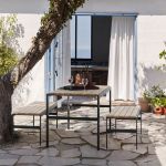 Edles Gartenmöbel-Set REFORM mit Tisch und 2 Bänken ohne Lehne für bis zu 4 Personen REFORM von Skagerak - Gartenmöbel-Set mit Bank für 4 Personen