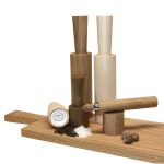 Verschiedene Pfeffermühlen und Salzmühlen von Raumgestalt