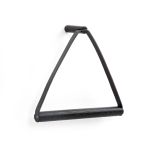 Handtuchhalter TOWEL HANGER von by Wirth aus schwarz lackierter Eiche und schwarzem Leder Handtuchhalter aus Holz und Leder - TOWEL HANGER von by Wirth
