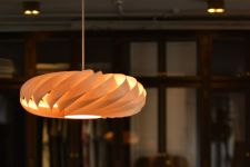 Pendelleuchte TR5 von Tom Rossau - Designerlampe aus Holzfurnier  Designerlampen aus Holzfurnier - PendelleuchteTR5 von Tom Rossau