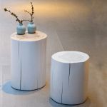 BLOCK von Jan Kurtz - Holzstamm Hocker aus Massivholz in Esche weiß lackiert