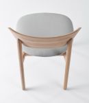 Esszimmerstuhl aus Holz in Eiche mit Polsterung - JANU DINING CHAIR von Insan