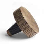 Hochwertiger Flaschenverschluss aus Holz - BOOZE PLUG (Reality is an illusion caused by lack of alcohol) von The Oak Men Flaschenverschluss aus Holz - BOOZE PLUG REALITY von The Oak Men